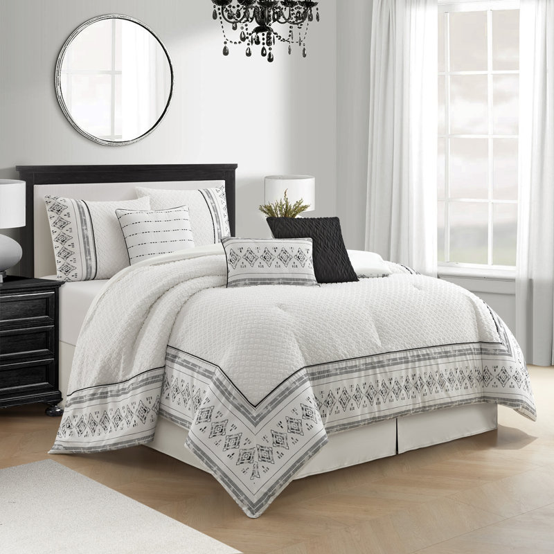 Gordinia 7 Piece Clipped Jacquard Comforter Set, Queen Comforter + 6 Additional Pieces