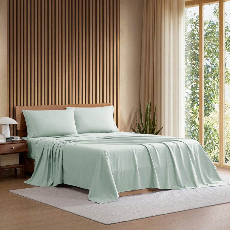 Lacoste Cotton Percale Sheet Set, Crisp Feel & Breathable Bedding, Deep Pocket Fitted Sheet, Pale Aqua, Cal King, Pale Aqua