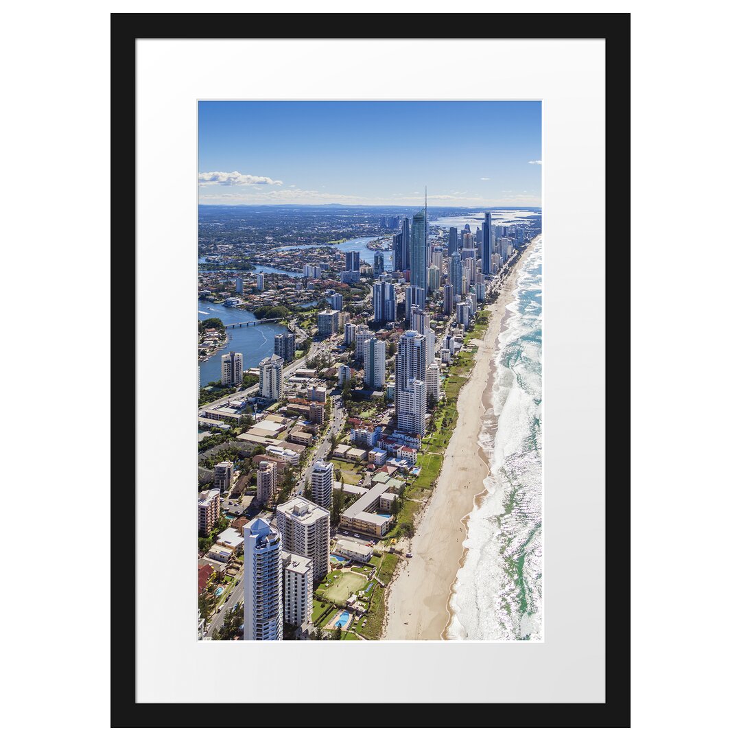 Gerahmtes Poster Hochhäuser am Strand