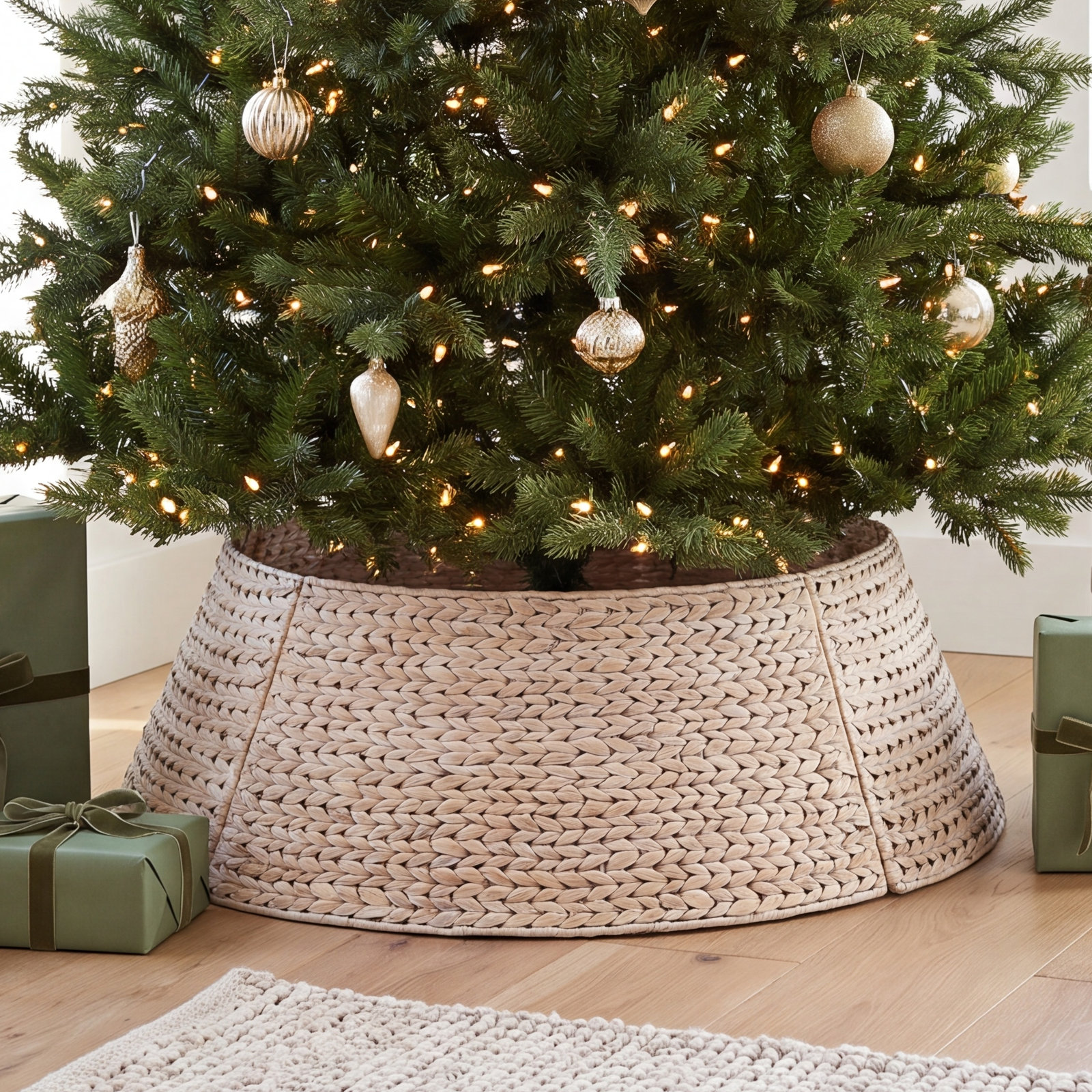 Best Choice Products Woven Hyacinth Christmas Tree Collar, Tree Skirt Accessory W/ Cord Cut-Out - Washed White, Beige