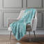 Couverture en sherpa bleue One Pixie Street 50 po x 70 po, bleu-134113535