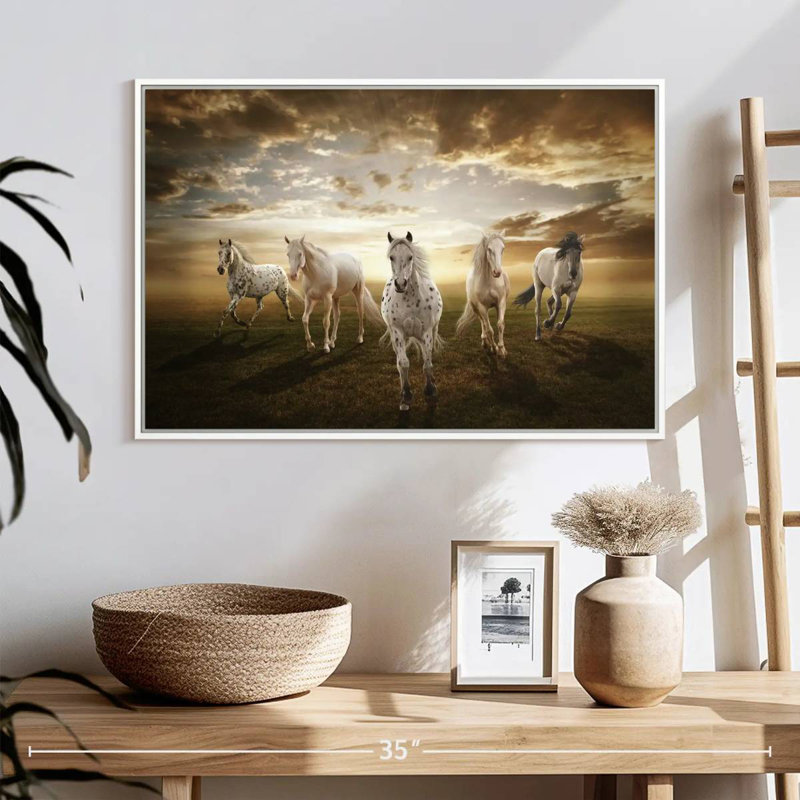 Chevaux blancs dramatiques, Cadre flottant blanc, 25 po x 17 po