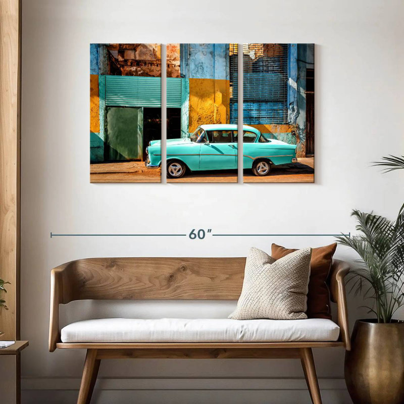 Voiture cubaine Mehar Turquoise Opel, H 28 po x l 45 po