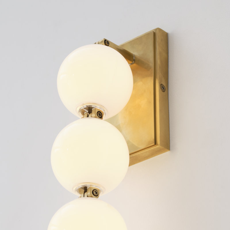 Perle 28 Sconce, Hand Rubbed Antique Brass