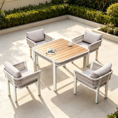 Ensemble repas d'extérieur pour 4 personnes avec trou pour parasol Borromeo