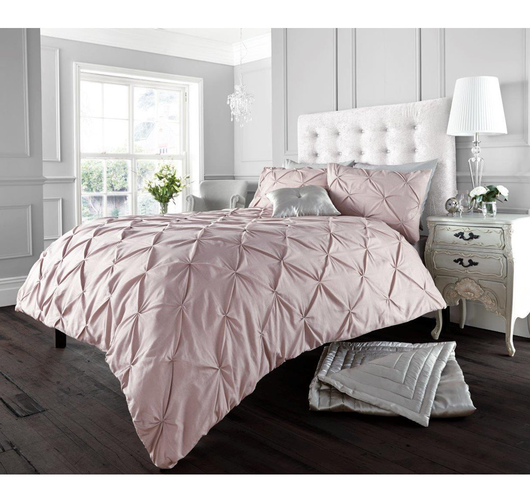 Barney 180 TC Percale Duvet Cover Set