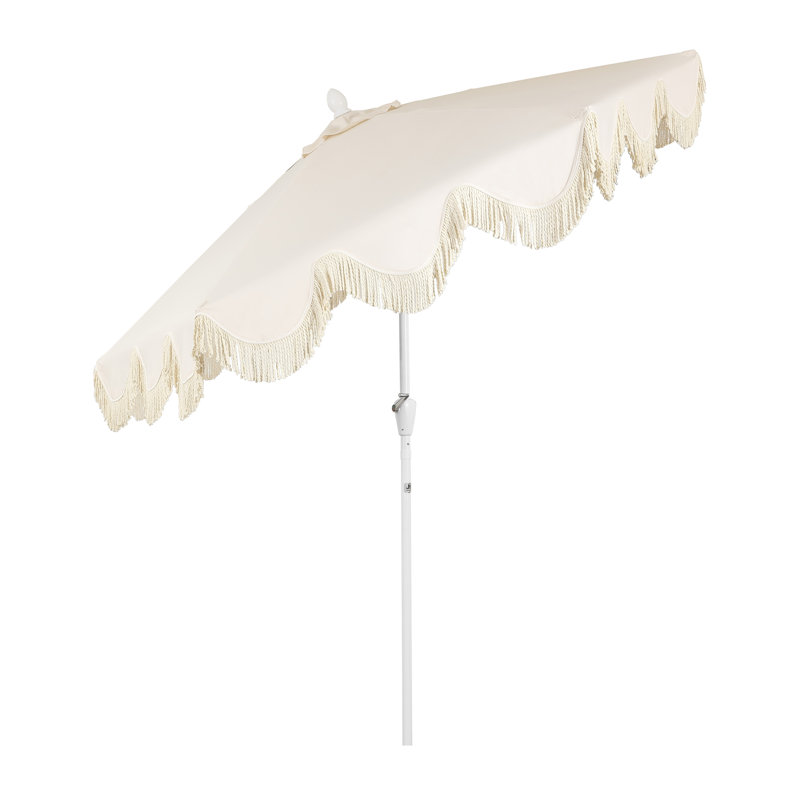 Parasol d'extérieur à frange bohémienne 9 pi avec manivelle et inclinaison Collins, auvent crème résistant aux UV, mât blanc