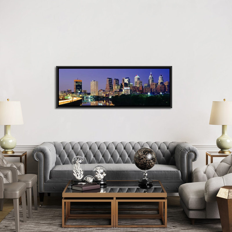 «Panoramic U.S. Pennsylvania, Philadelphia Skyline, Night», reproduction de photo sur toile tendue, Toile avec cadre noir