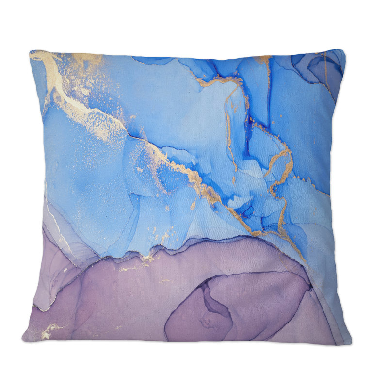 Coussin décoratif rose et bleu à imprimé de nuages VI, 16 po x 16 po