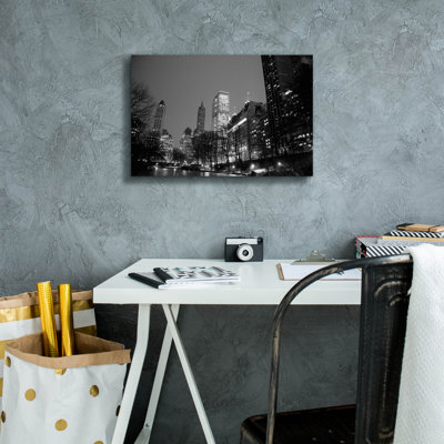 Latitude Run® «Central Park View» par Photoinc Studio, art mural sur toile, 26 po x 18 po