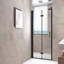 Porte de douche pliante, verre trempé de 1/4 po (6 mm), cadre en aluminium noir mat, film antidéflagrant