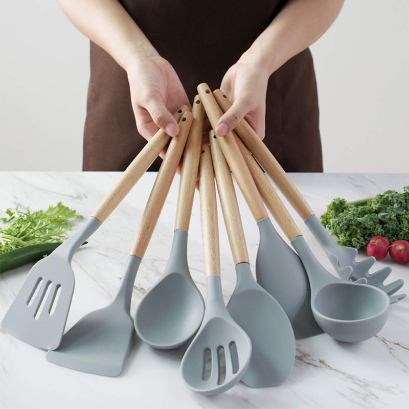 Belfry Kitchen Watt 13 Utensil Set