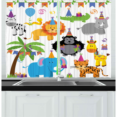 Pointed Kitchen Curtain