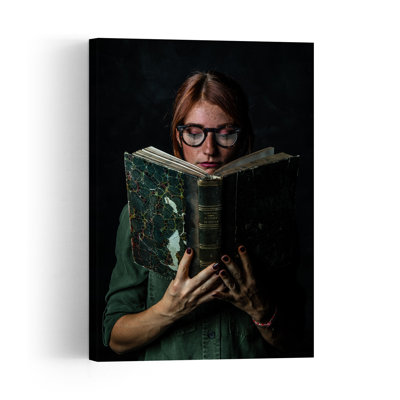 Femme lisant un vieux livre - Portrait abstrait classique vintage - Impression d'art mural