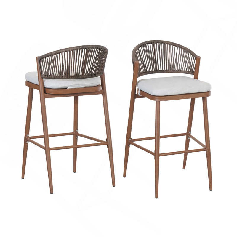 Tabourets de bar d'extérieur à structure en aluminium à hauteur de siège de 30,25 po avec dossier en forme de feston en rotin Pe, ensemble de 2
