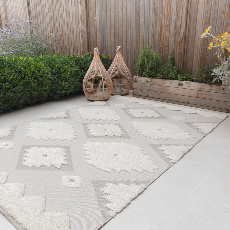 Perrotta Southwestern Indoor / Outdoor Area Rug