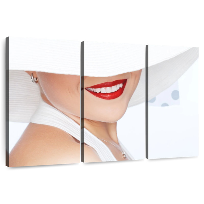 Shuttleworth Smiling Woman, 24" H x 38" W