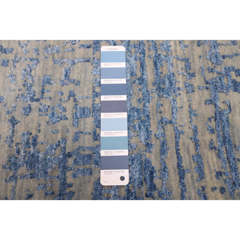 Tapis bleu Legacy 2 pi 6 po x 9 pi 11 po