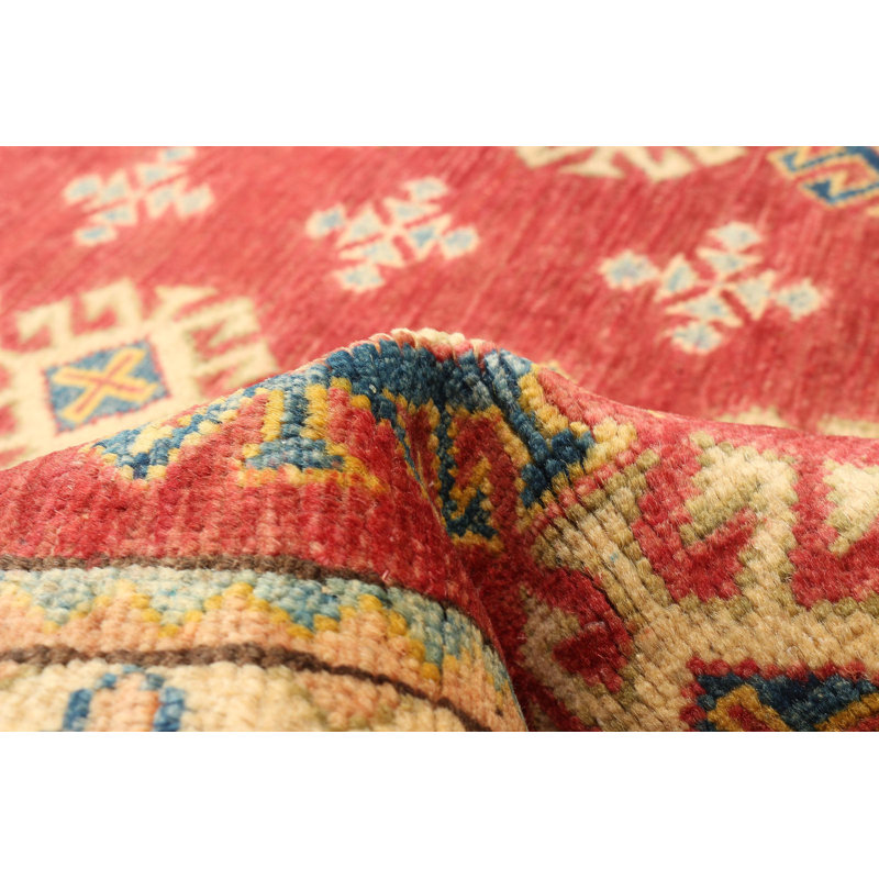 Tapis rouge Finest Ghazni 3 pi 5 po x 4 pi 11 po