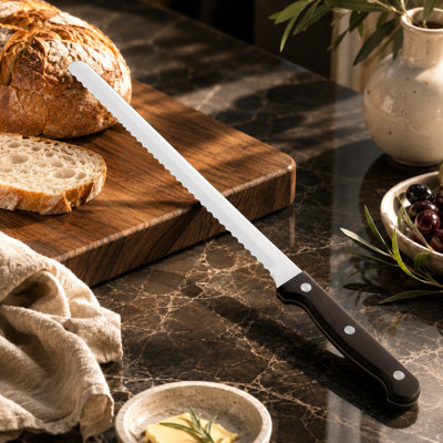 Kitchen bread knife made of high-carbon stainless steel kitchen accessory bread knife with an ergonomic