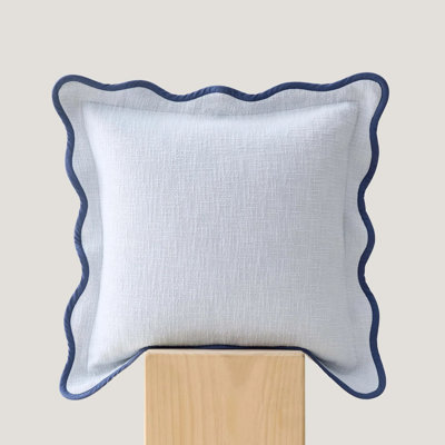 Double Stitch Scalloped Cotton Throw Pillow 