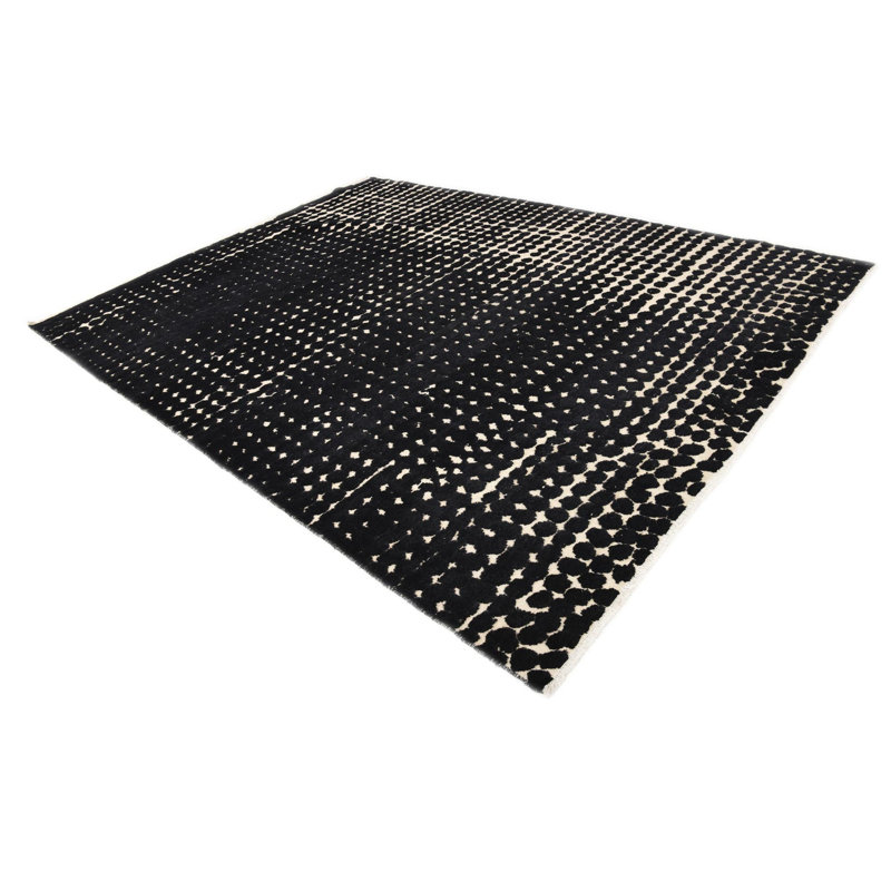 Tapis noir Noles