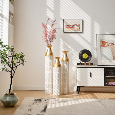 Mikinzi Metal Floor Vase