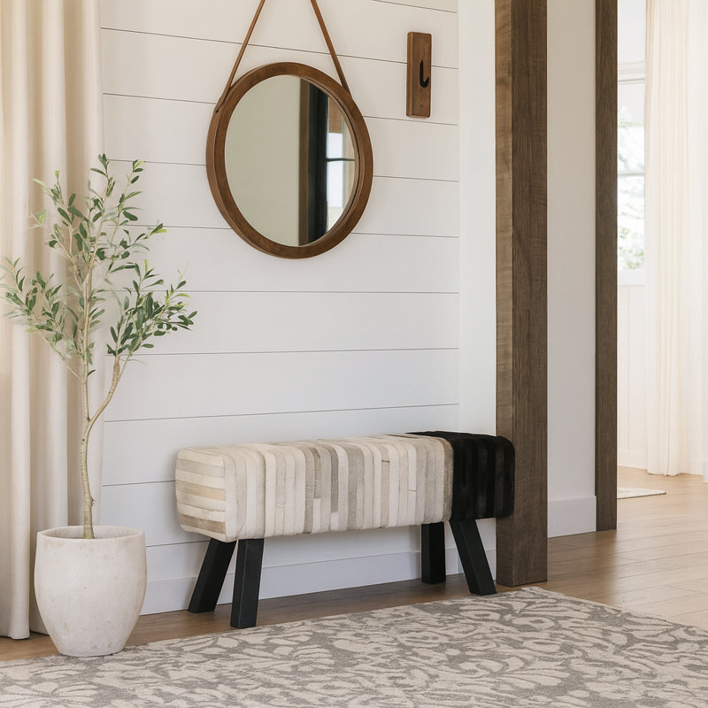 Élégant banc d'appoint à poils sur pattes avec rayures Patchwork - Mobilier polyvalent offrant style et confort - Banc de rangement rembourré pour sièges de chambre à coucher, de salon et de salle à manger - 36 po, ivoire / noir