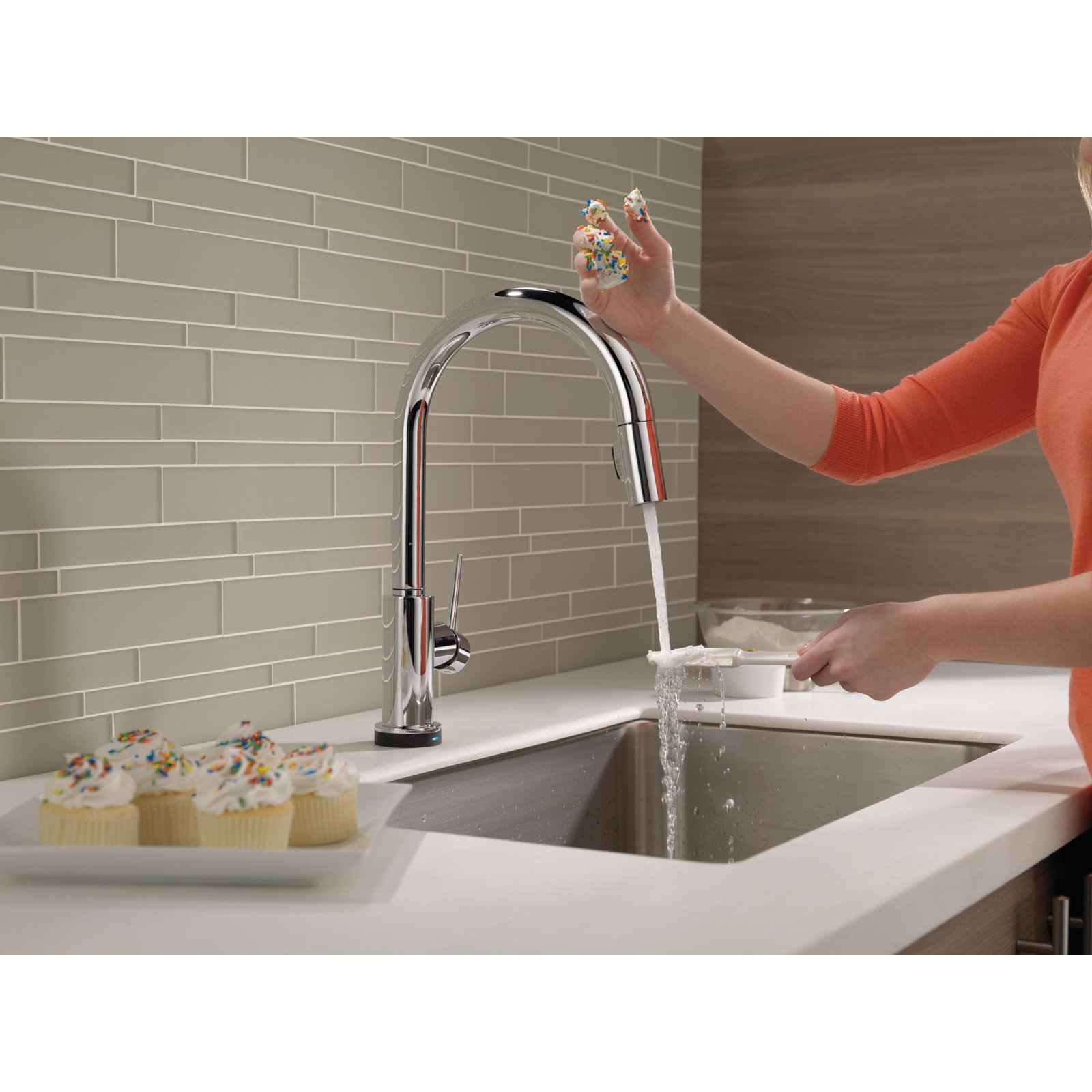 Trinsic Touch and Voice Kitchen Faucet, Chrome