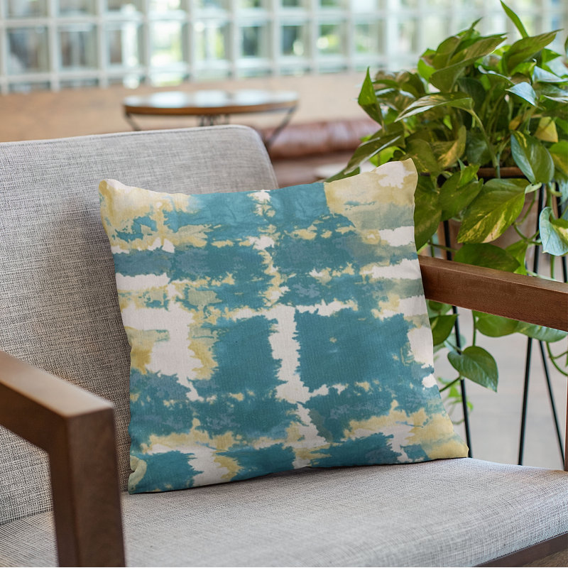 Contemporary Art Linen Indoor/Outdoor Pillow Cover & Insert, 18" x 18"
