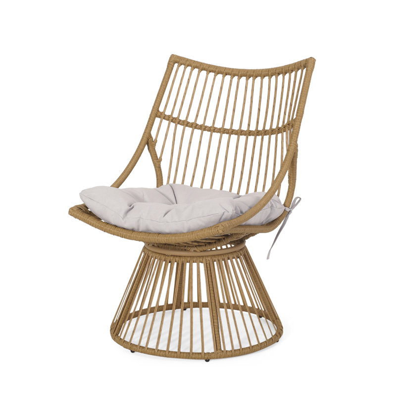 CHAISE ELAINE