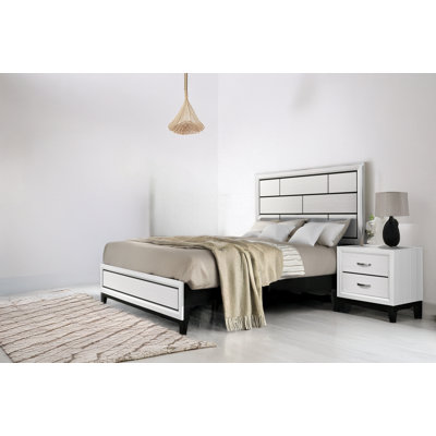 Hanni White Panel Bedroom Set