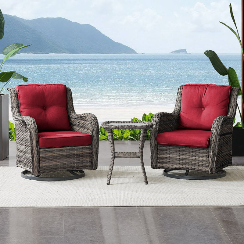 Fauteuil oscillant d'extérieur en osier Tonry, Rouge