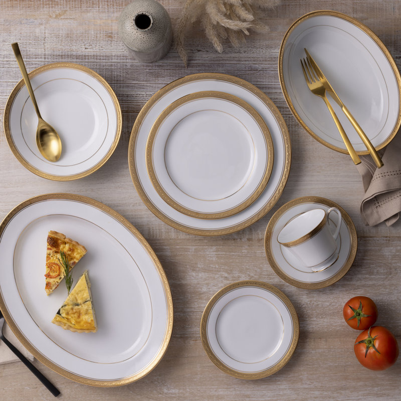 Assiettes à pain et à beurre Noritake Crestwood, 6 1/4 po, Or