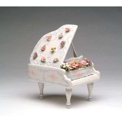 Kuykendall Entertainment Figurines & Sculptures