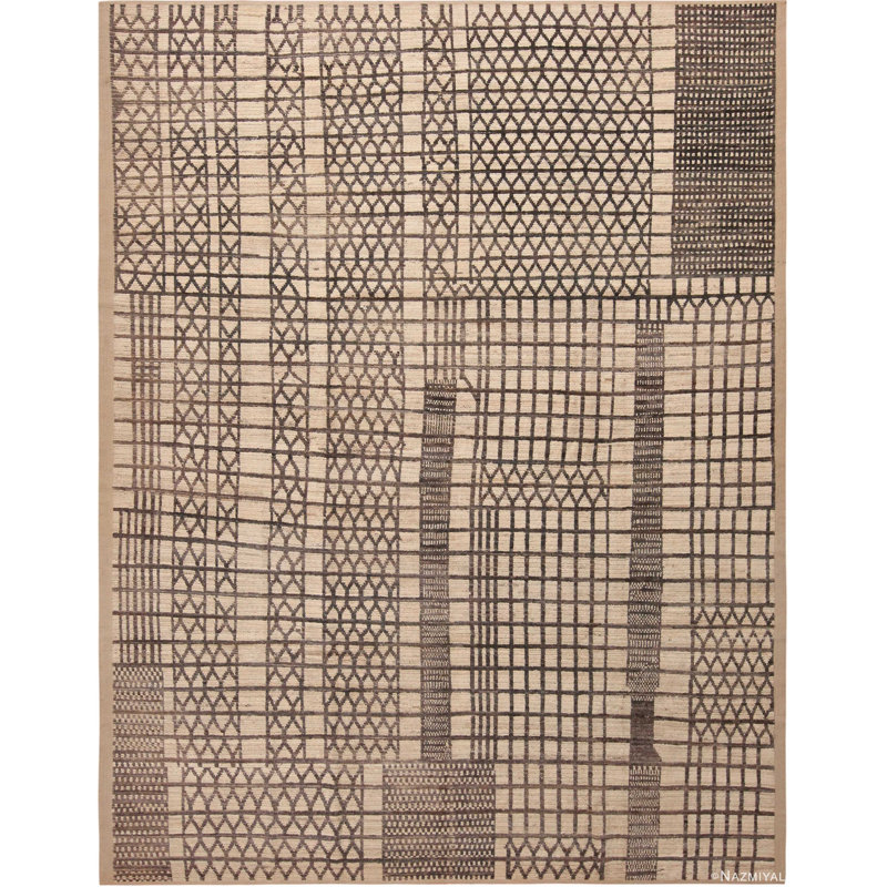 Tapis brun / crème à motif géométrique moderne à motifs tribaux One-of-a-Kind