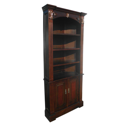 Armoire à demi-coin sculptée Odelina