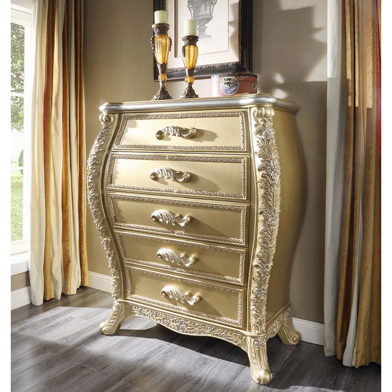 Commode Cabriole