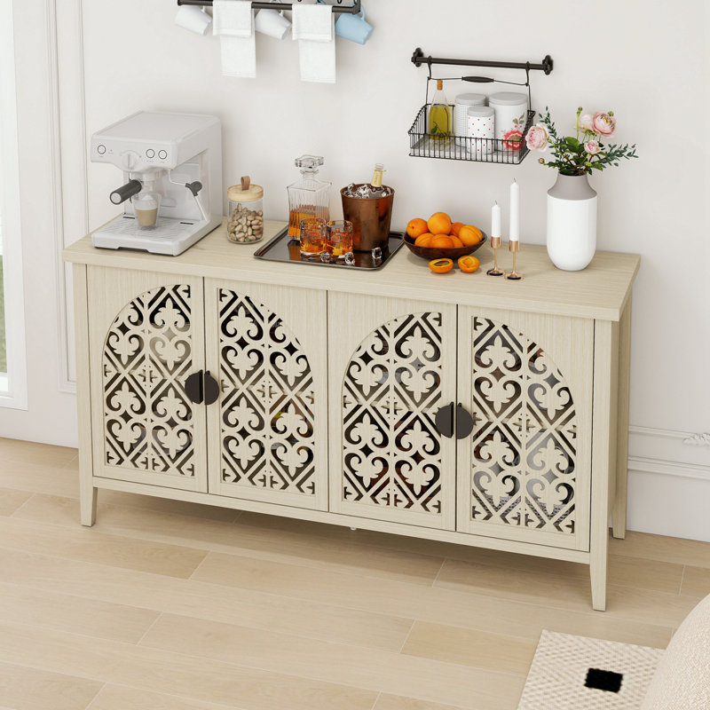 Buffet 4 portes avec pieds robustes