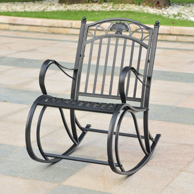Anzum Wicker Outdoor Chair
