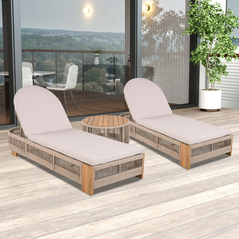  Deux chaises longues d'extérieur avec table d'appoint (ensemble de 3), Beige