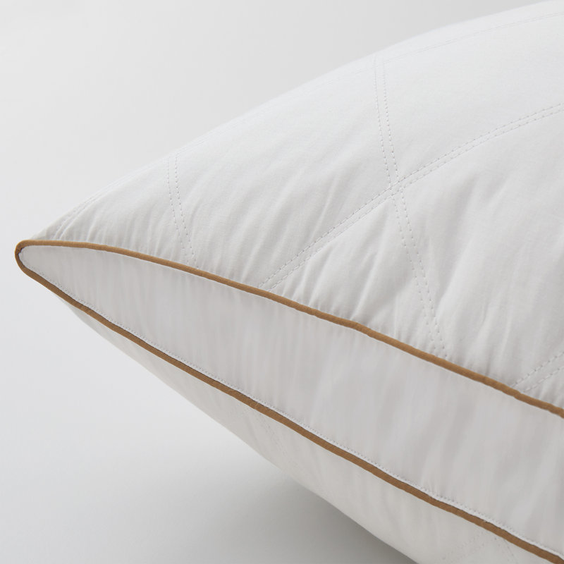 Coussin Goose, H 18 po x l 34 po, Gris / blanc