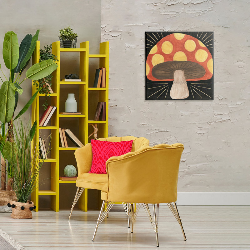 «Spooky Chic Mushroom Canvas» par Veronique Charron, H 24 po x l 24 po