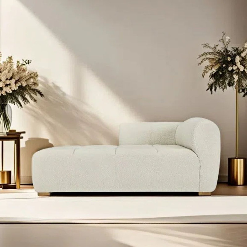 Chaise longue simple et confortable, Orienté à droite