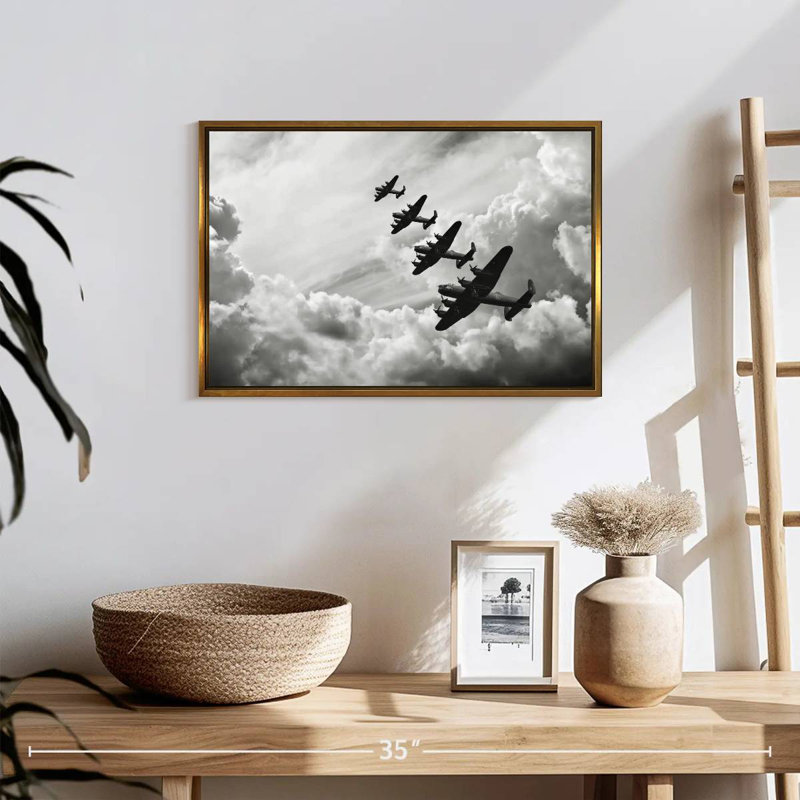 Avions de guerre de la Seconde Guerre mondiale, 19 po x 13 po, Cadre flottant doré
