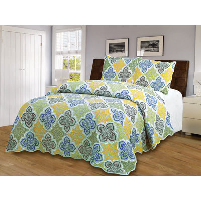 Emma Polyester Geometric Shapes Quilt