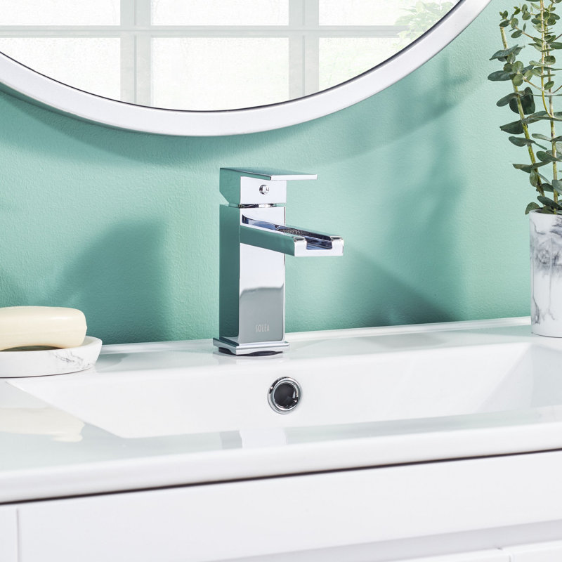 Chrome Single-Hole Modern Bathroom Faucet
