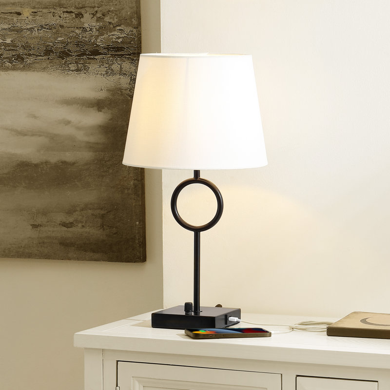 Lakky Metal USB Table Lamp