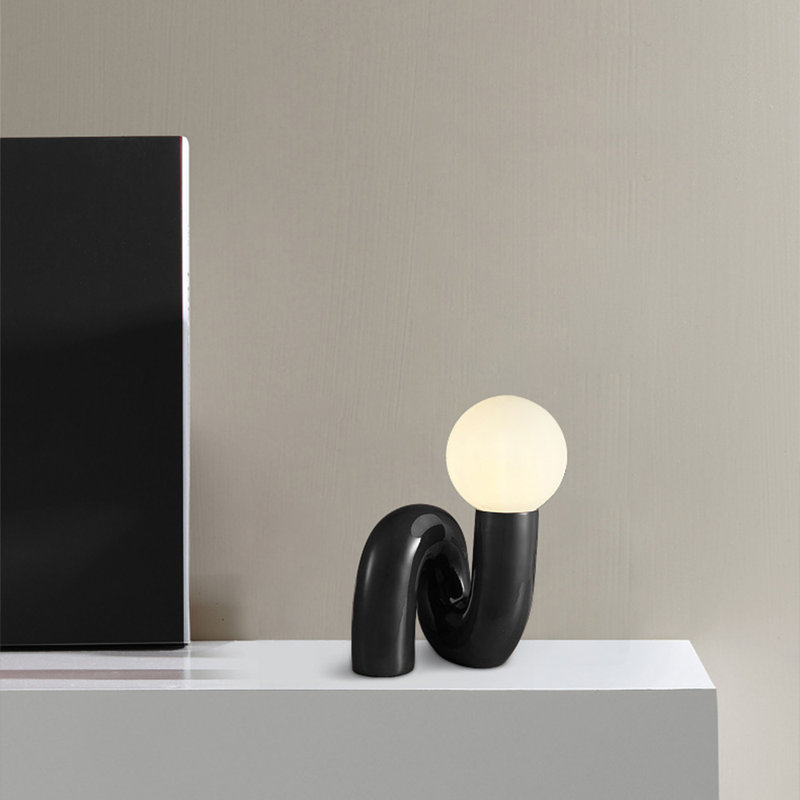 Verda Resin Table Lamp, Black