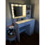 Coiffeuse avec miroir et éclairage - Trois niveaux de rangement, spacieuse, miroir de chambre, éclairage à luminosité réglable, grand tiroir de rangement, blanc